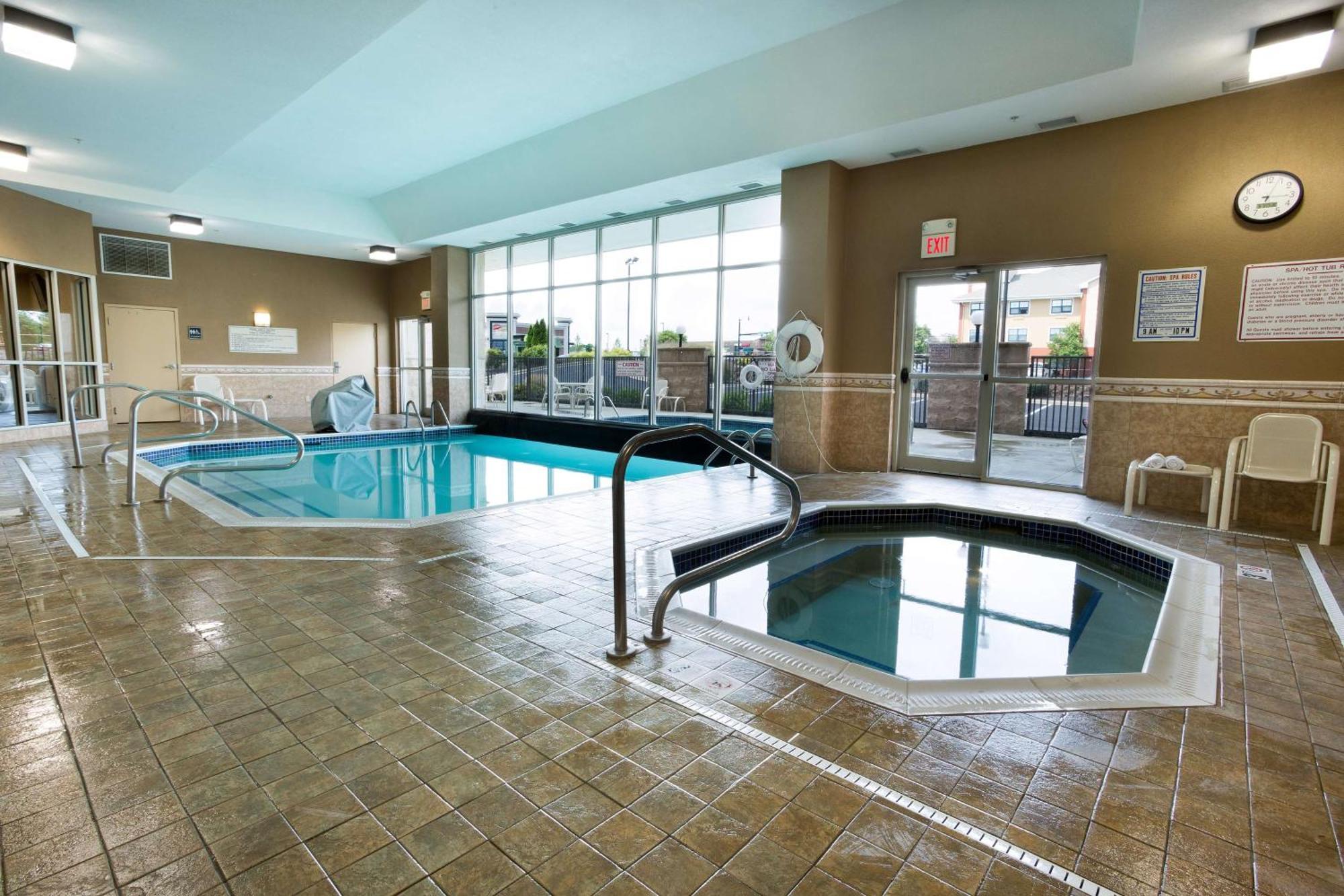 Drury Inn & Suites Dayton North Esterno foto